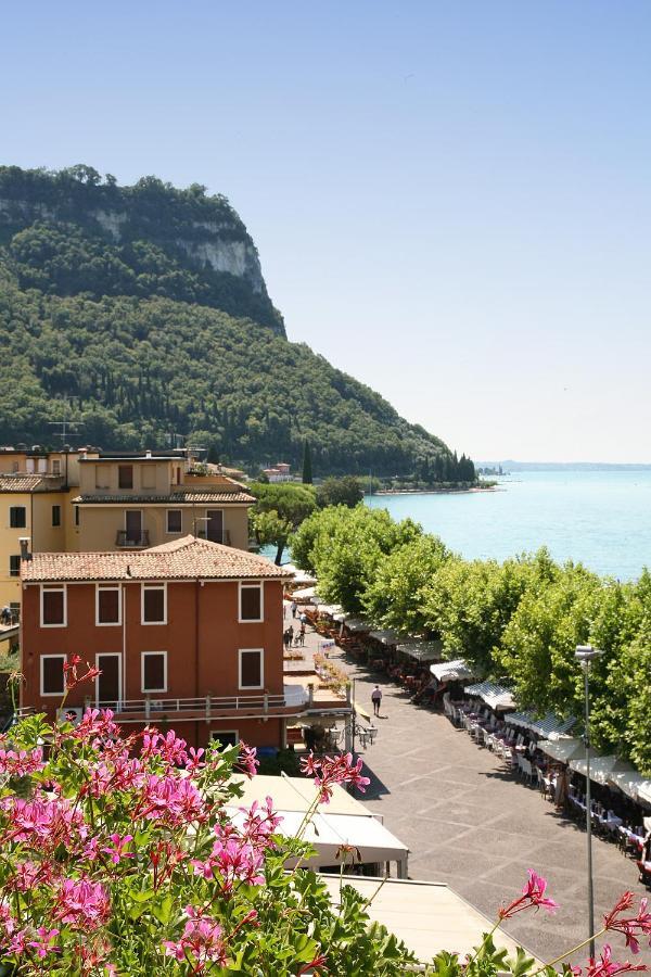 Hotel Tre Corone Garda  Exterior foto